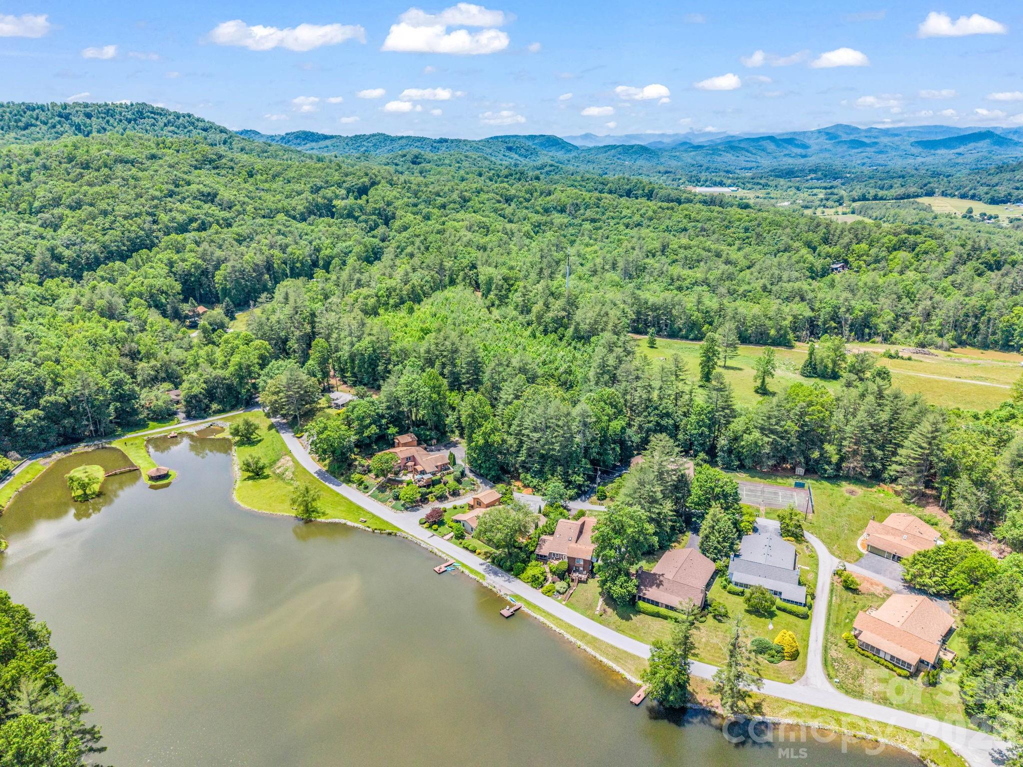 117 Willow Way Hendersonville NC 28739