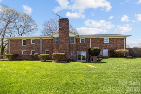 3039 Longwood Drive Shelby NC 28152