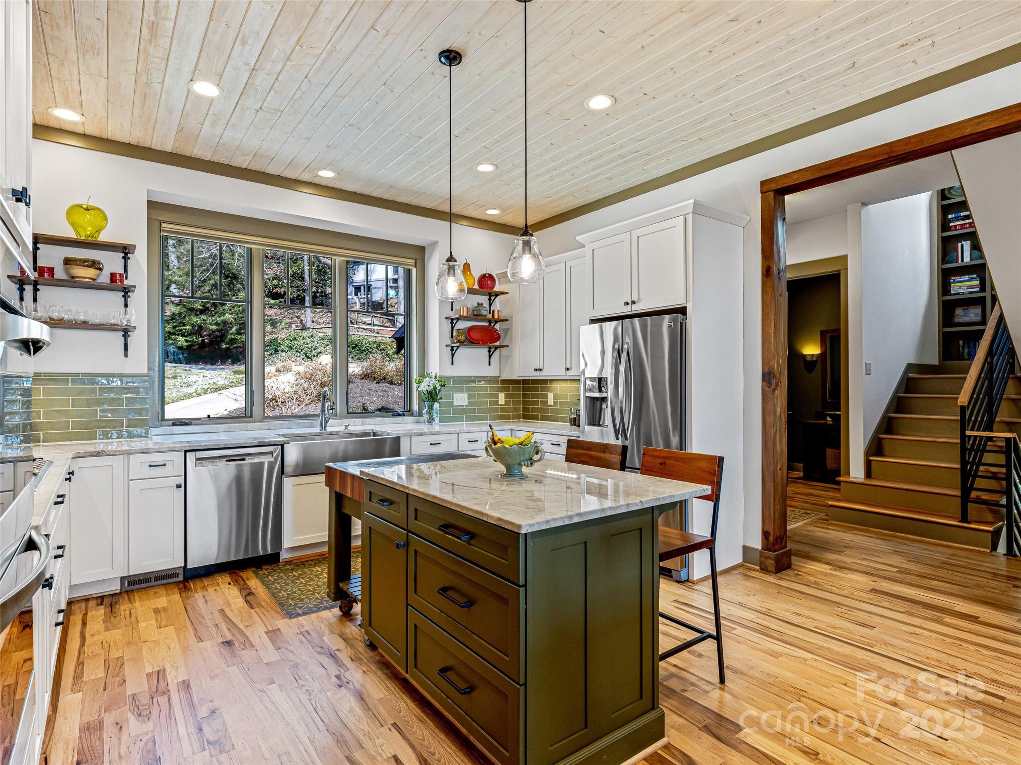 24 Bridle Path Road Asheville NC 28804