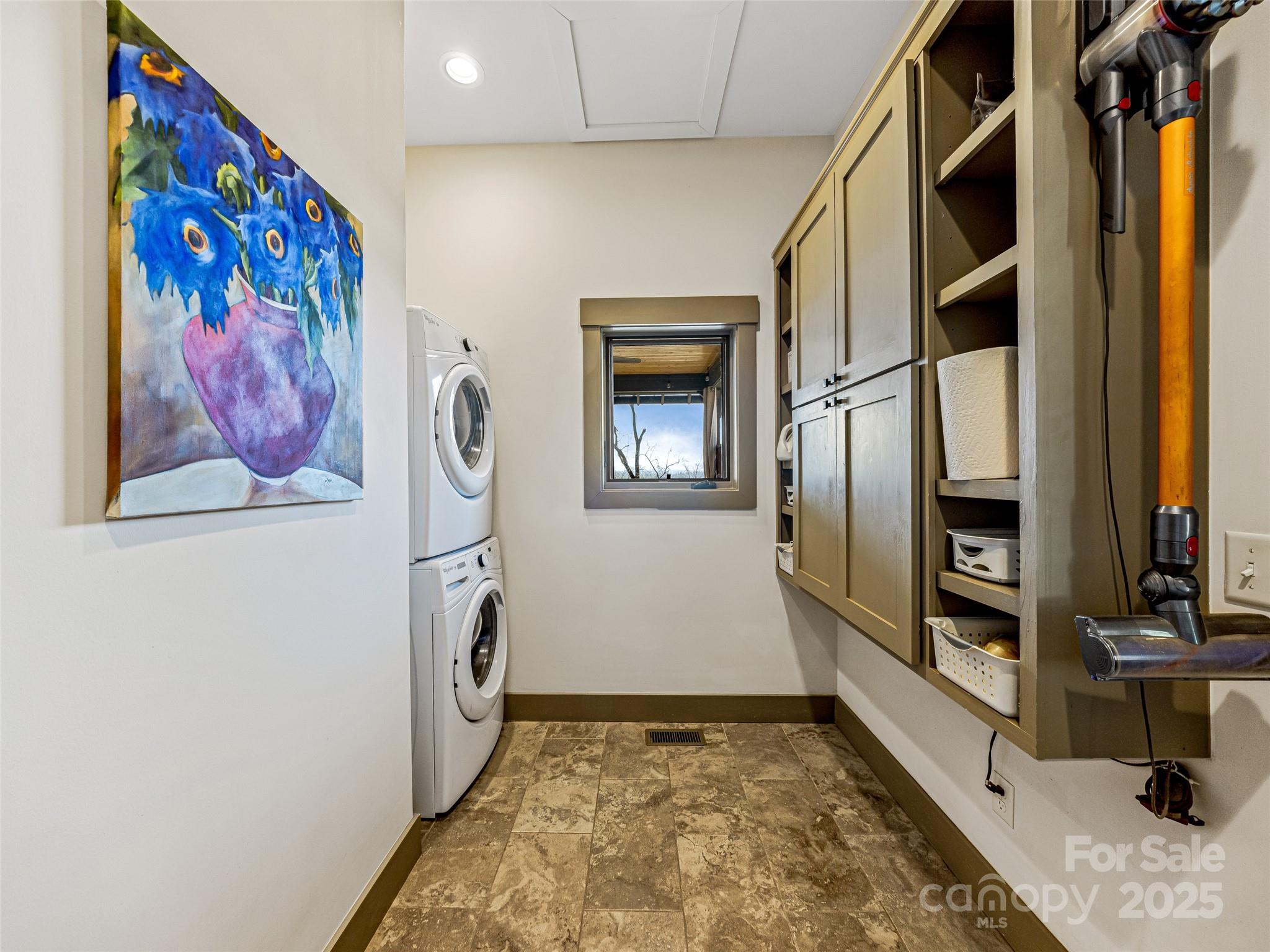 24 Bridle Path Road Asheville NC 28804