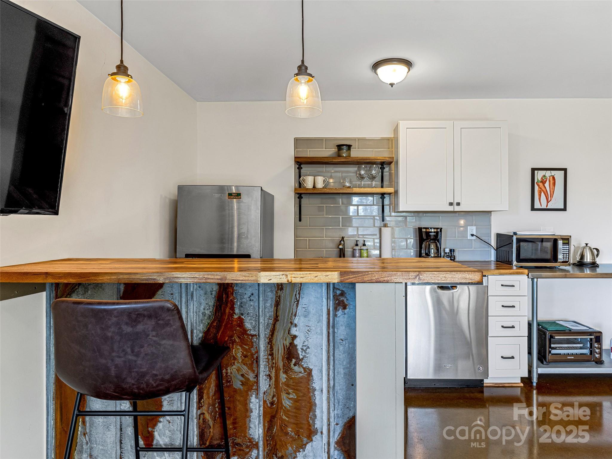 24 Bridle Path Road Asheville NC 28804