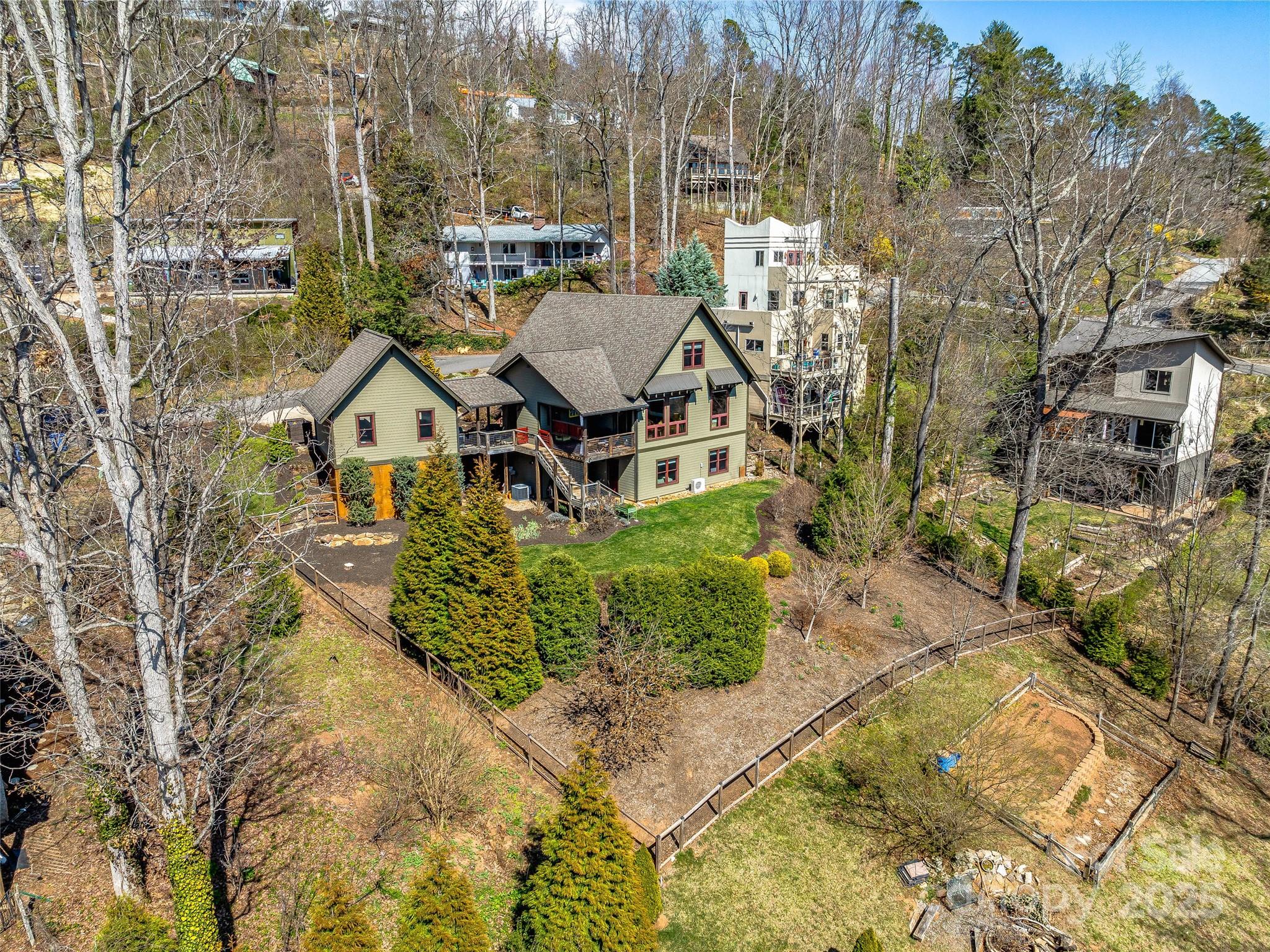 24 Bridle Path Road Asheville NC 28804