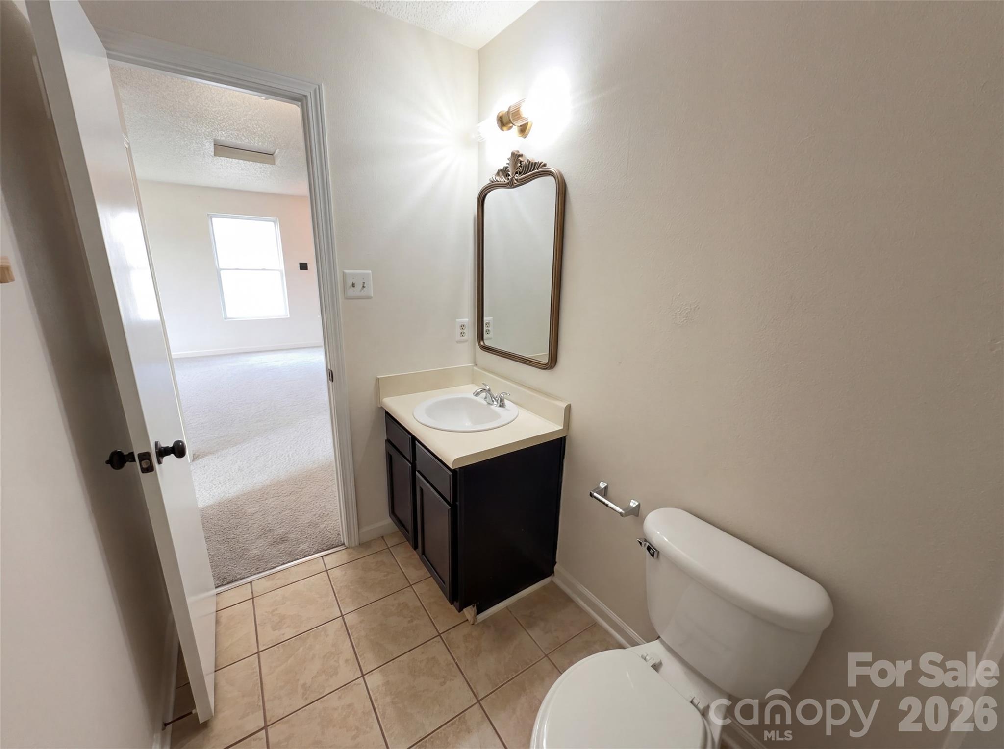 1911 Almond Hills Drive Charlotte NC 28262