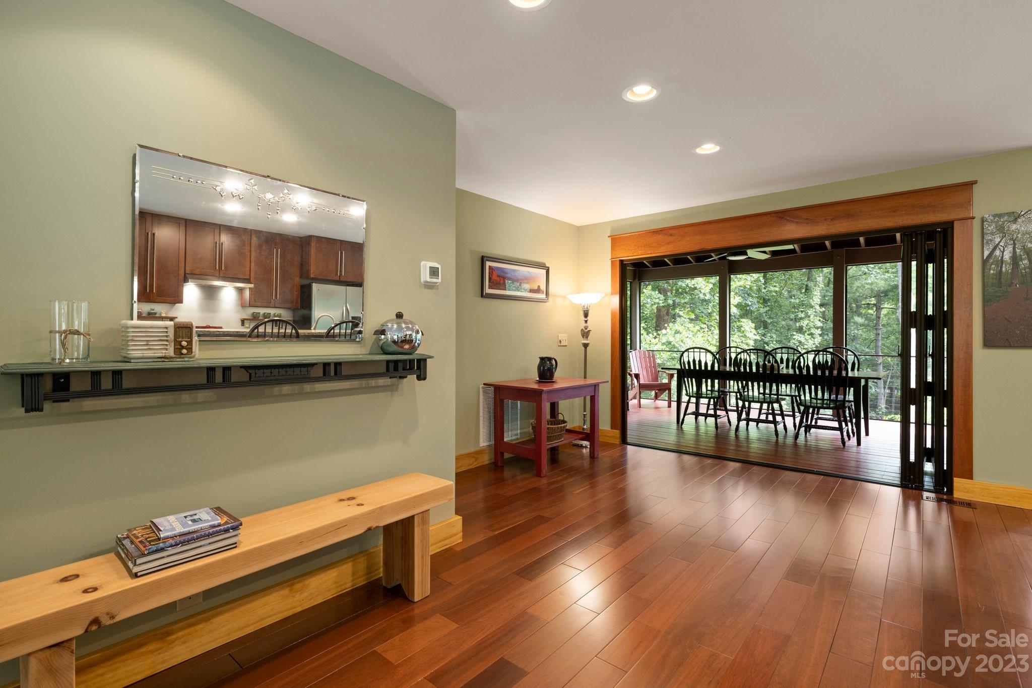 31 Foothills Road Asheville NC 28804