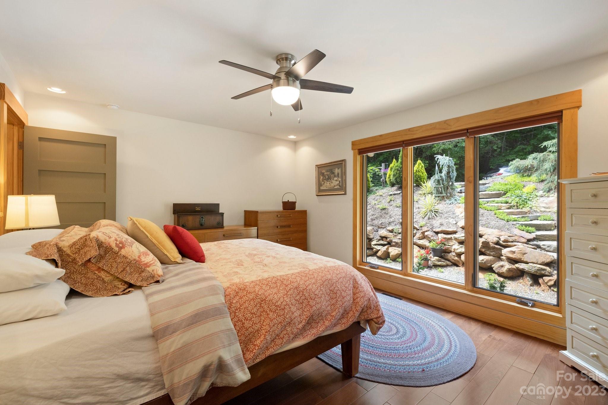 31 Foothills Road Asheville NC 28804
