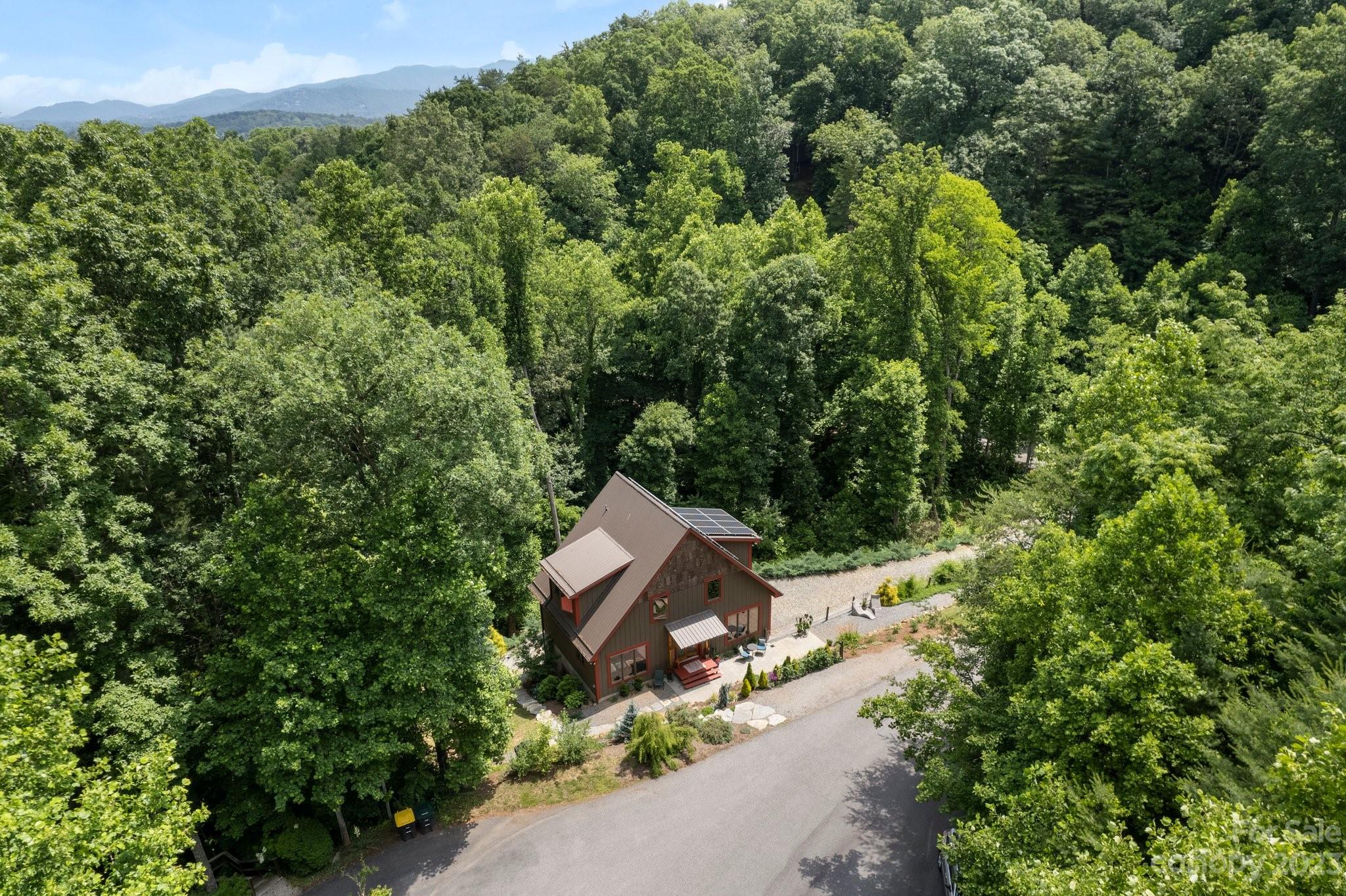 31 Foothills Road Asheville NC 28804