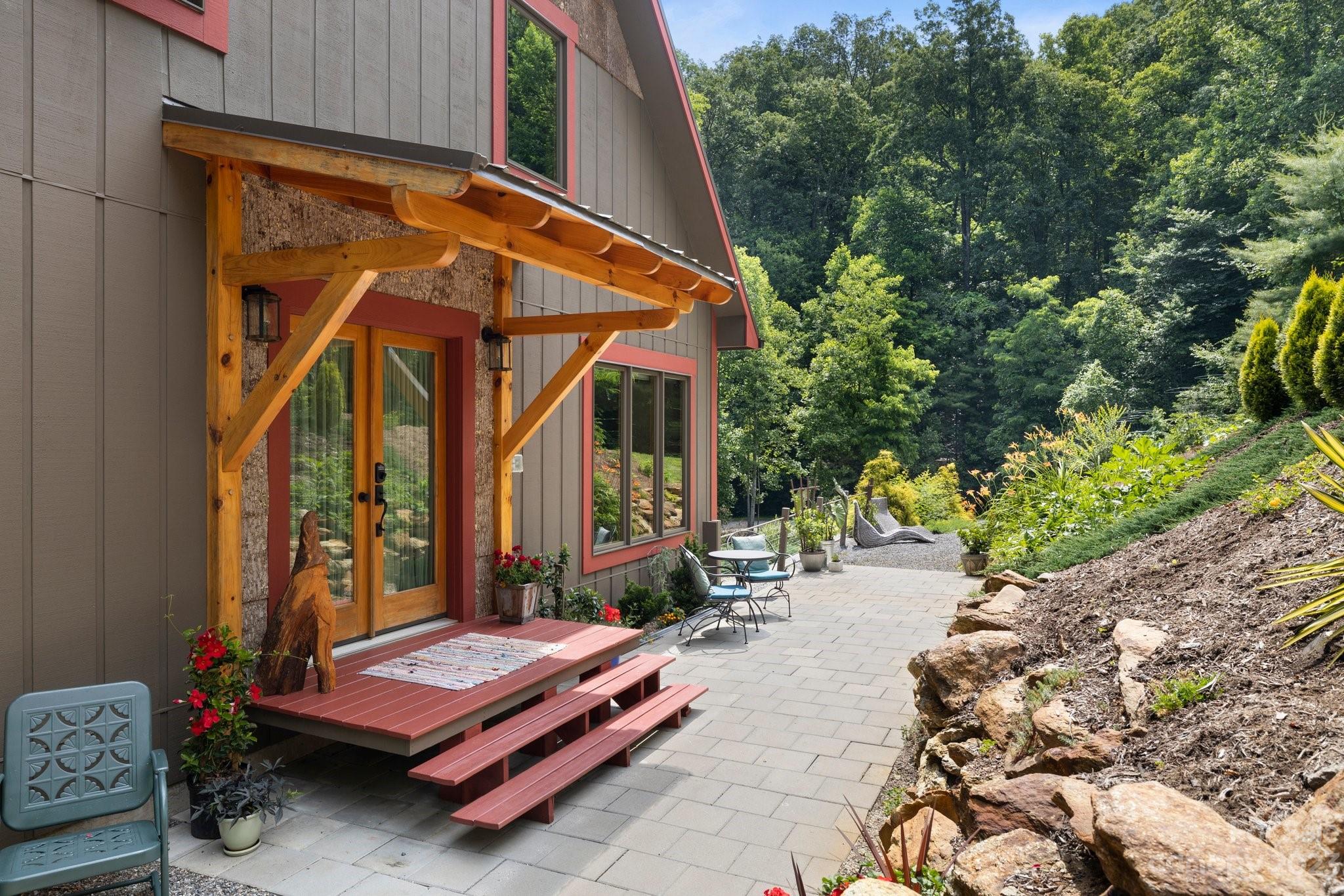 31 Foothills Road Asheville NC 28804