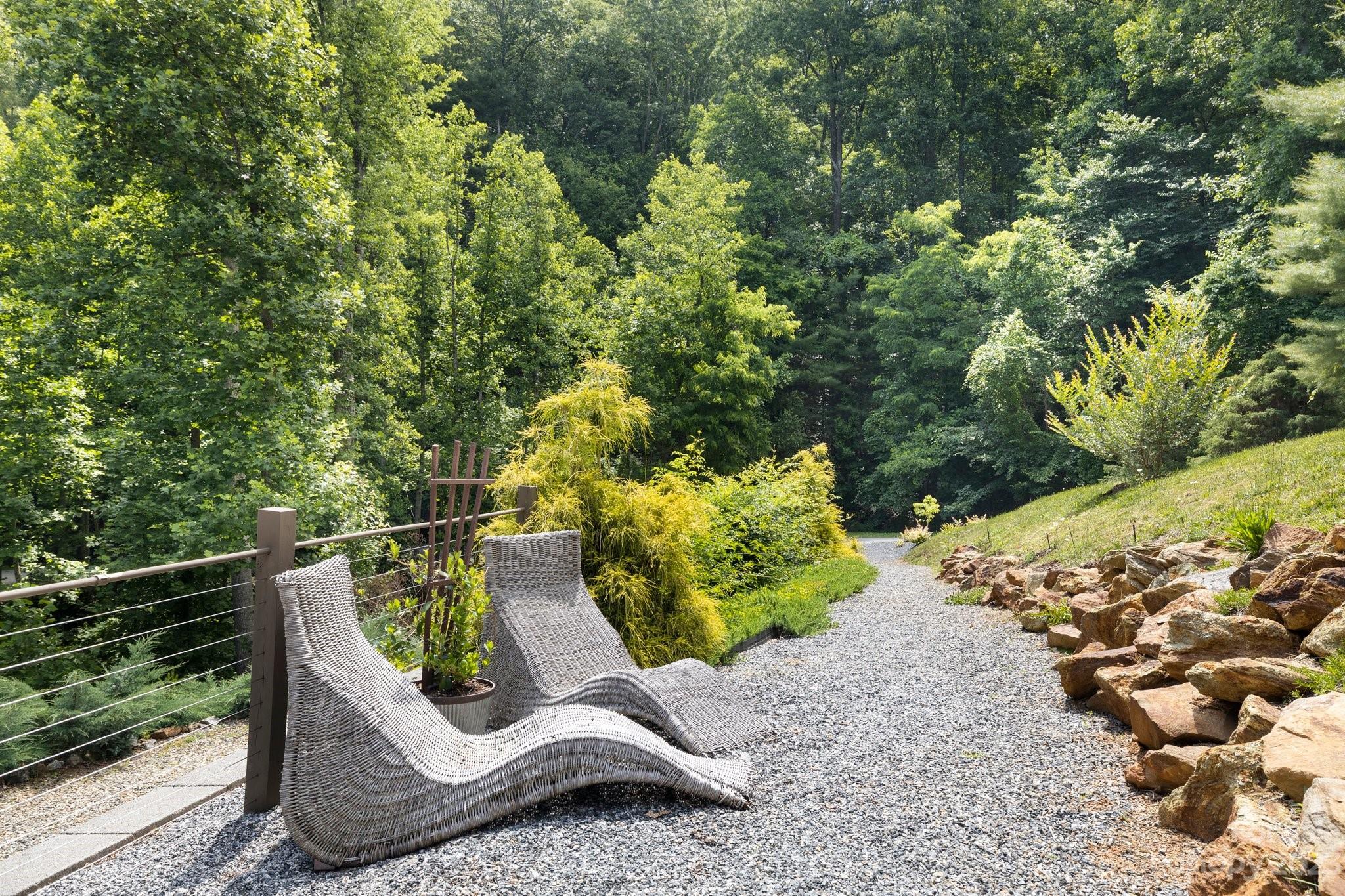 31 Foothills Road Asheville NC 28804