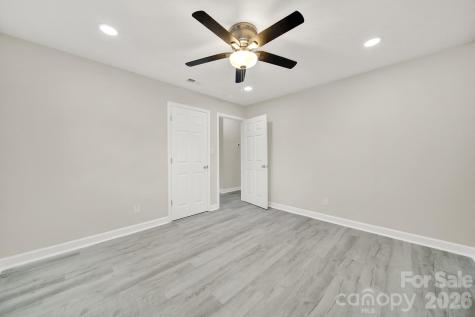 512 S Villa Street Kannapolis NC 28083