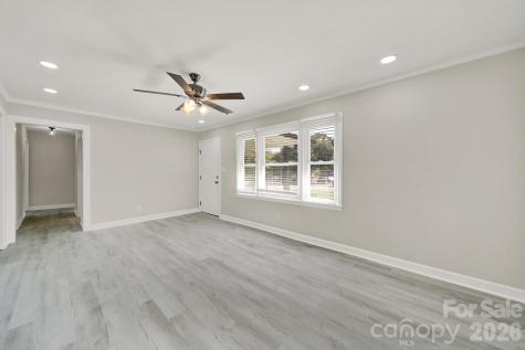 512 S Villa Street Kannapolis NC 28083