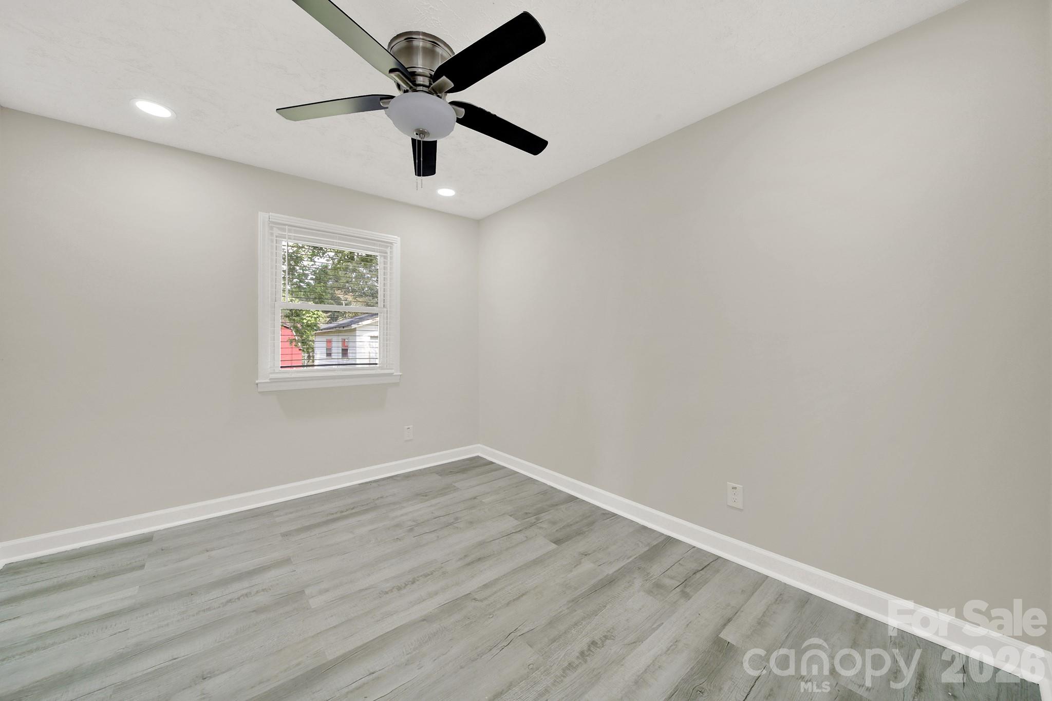 512 S Villa Street Kannapolis NC 28083