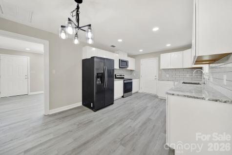 512 S Villa Street Kannapolis NC 28083