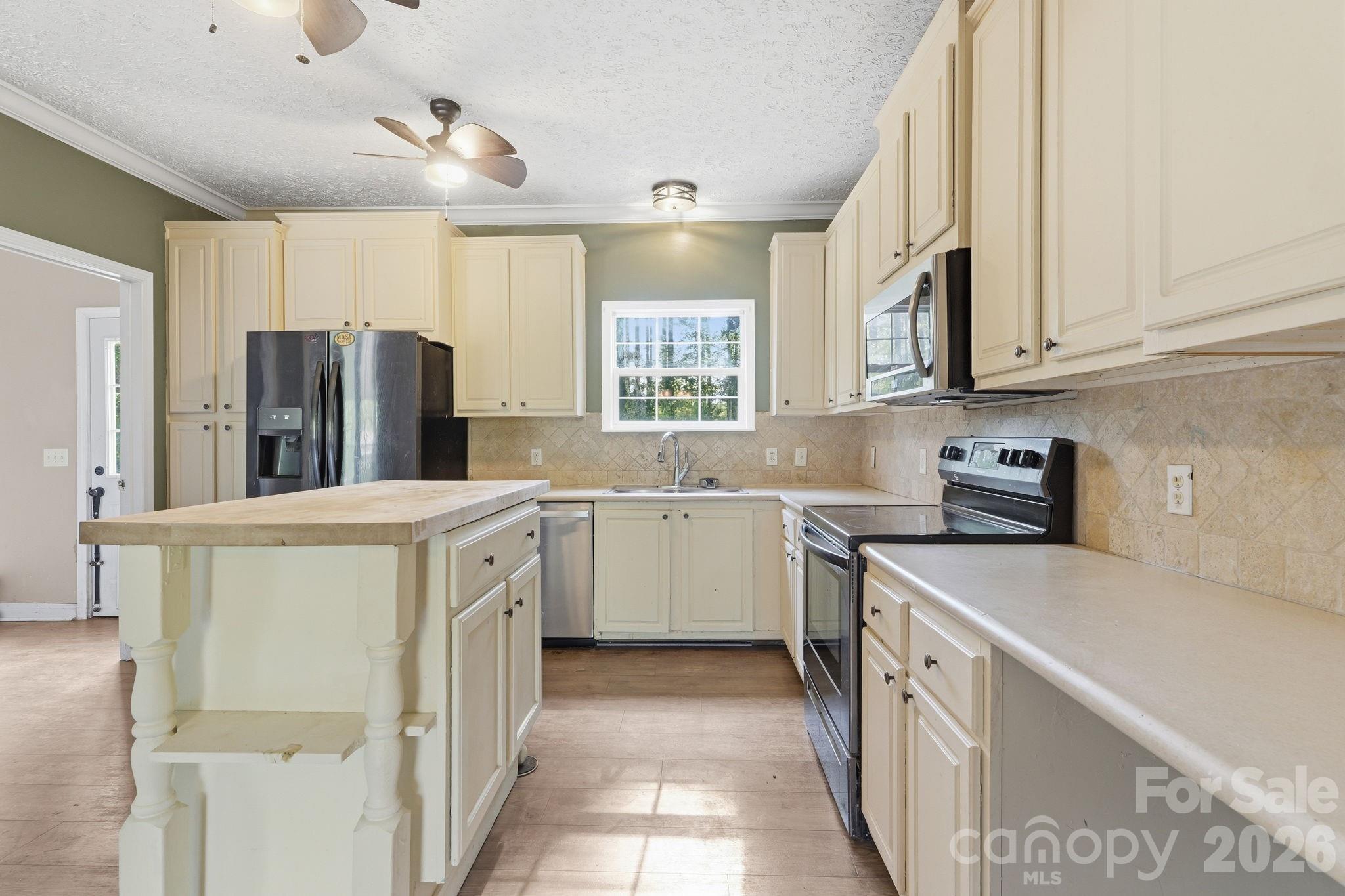2825 Sweeping Pine Lane Denver NC 28037