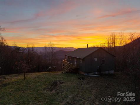 506 Rocky Acres Road Canton NC 28716