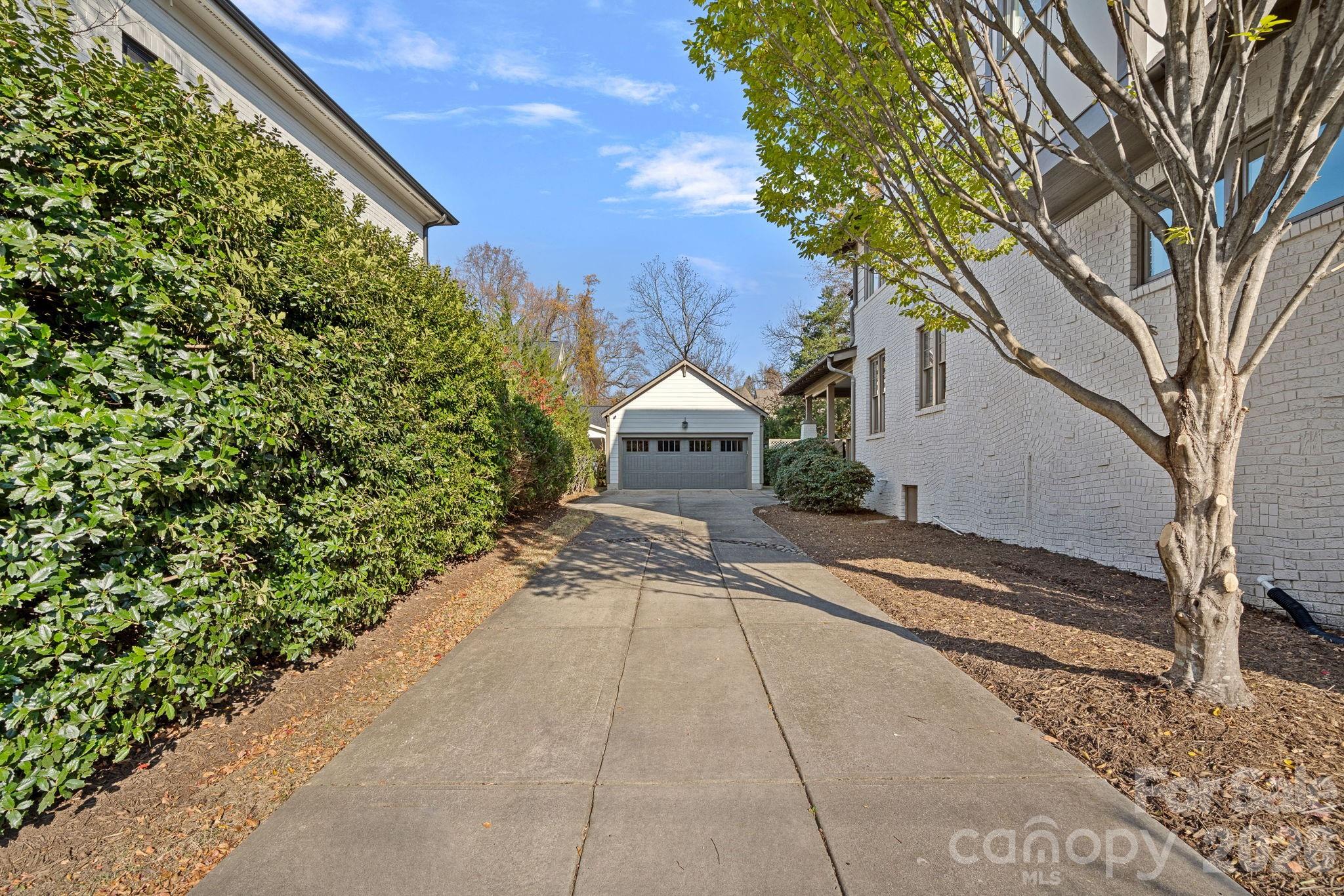 206 Meadowbrook Road Charlotte NC 28211