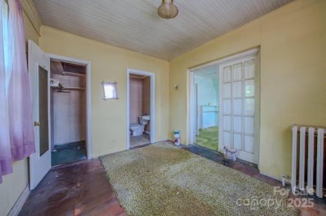 69 Austin Avenue Asheville NC 28801