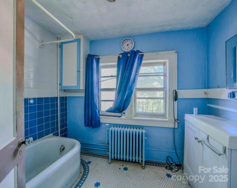 69 Austin Avenue Asheville NC 28801