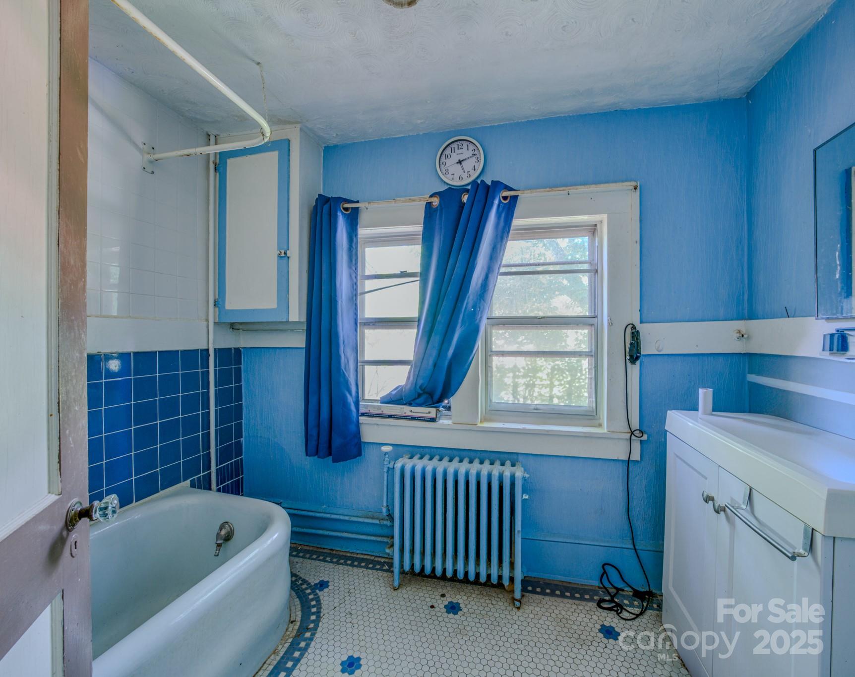 69 Austin Avenue Asheville NC 28801