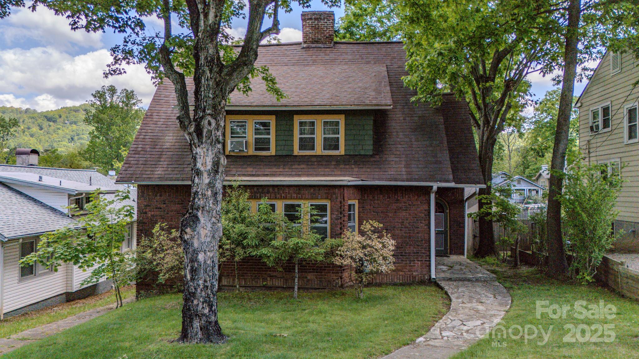 69 Austin Avenue Asheville NC 28801