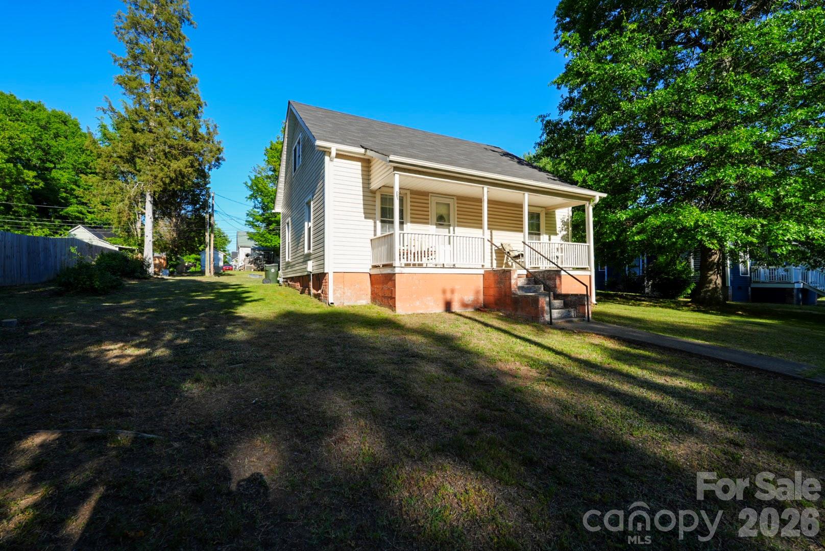 59 Park Circle Lexington NC 27295