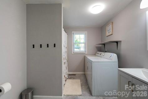 59 Park Circle Lexington NC 27295