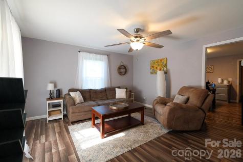 59 Park Circle Lexington NC 27295