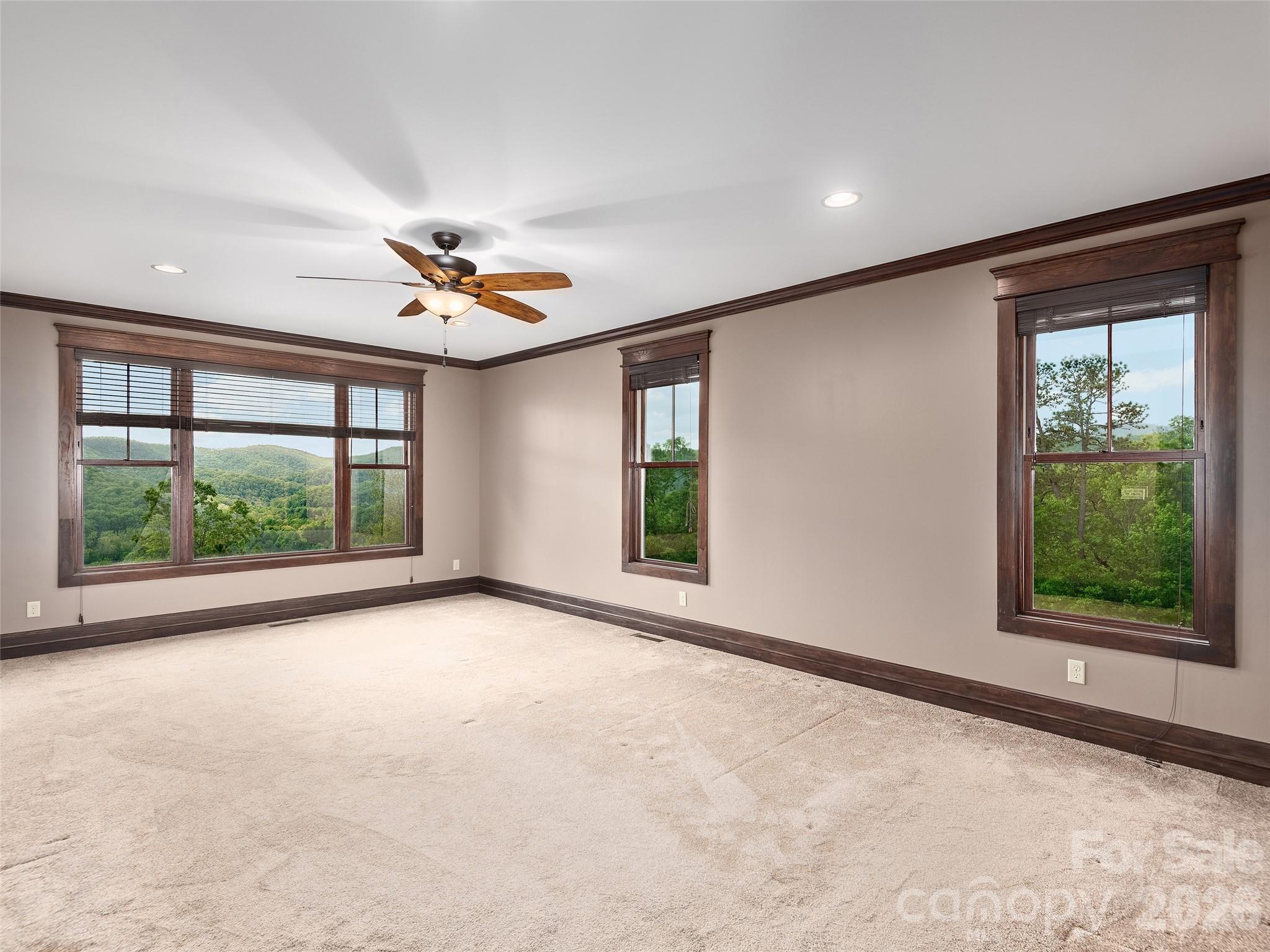 91 Watershed Way Horse Shoe NC 28742