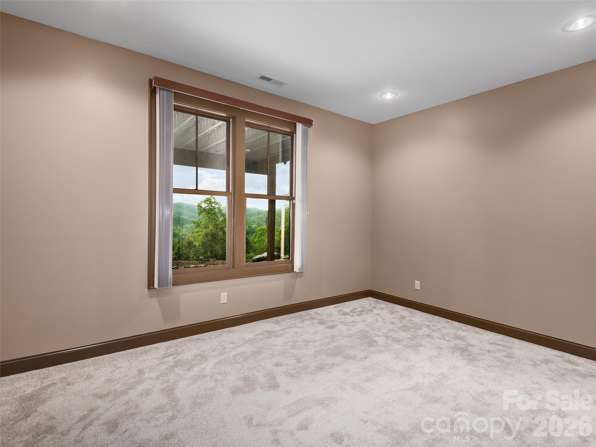 91 Watershed Way Horse Shoe NC 28742