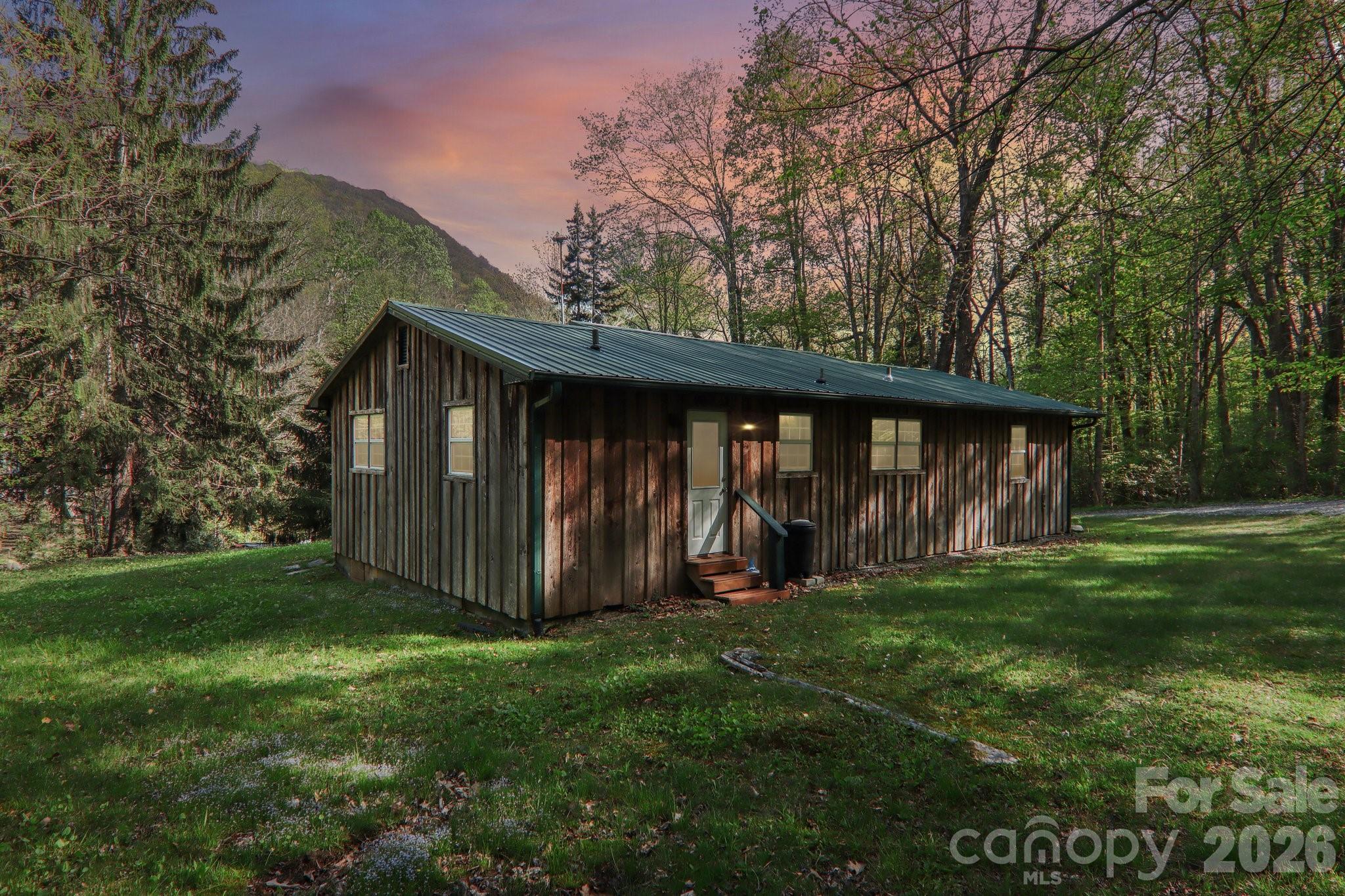 28 Mull Cove Road Maggie Valley NC 28751