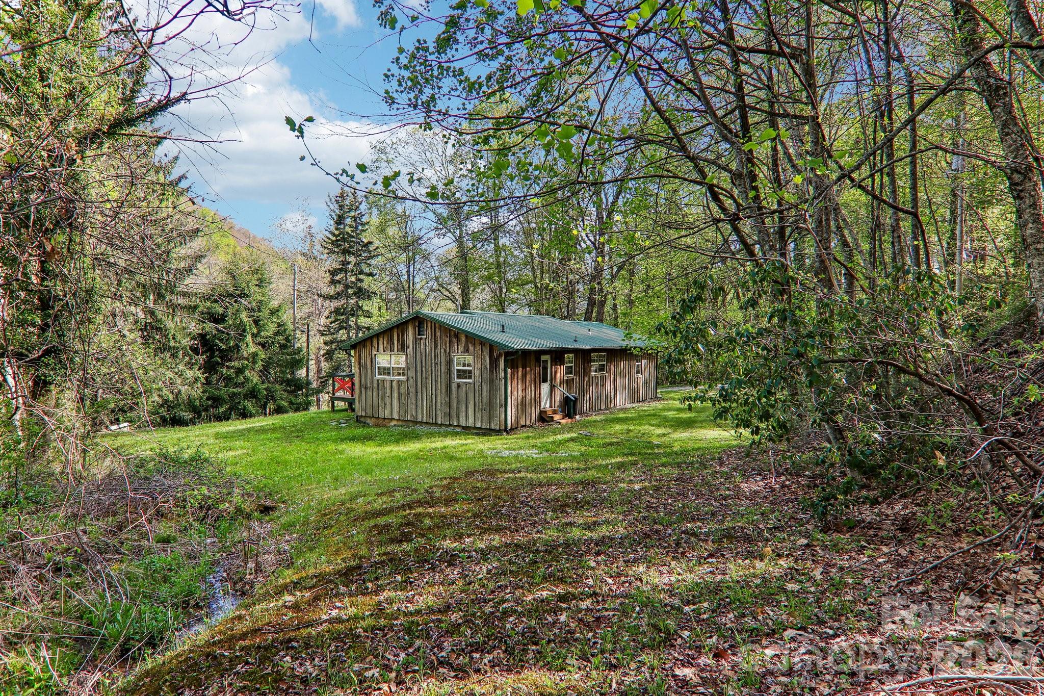 28 Mull Cove Road Maggie Valley NC 28751