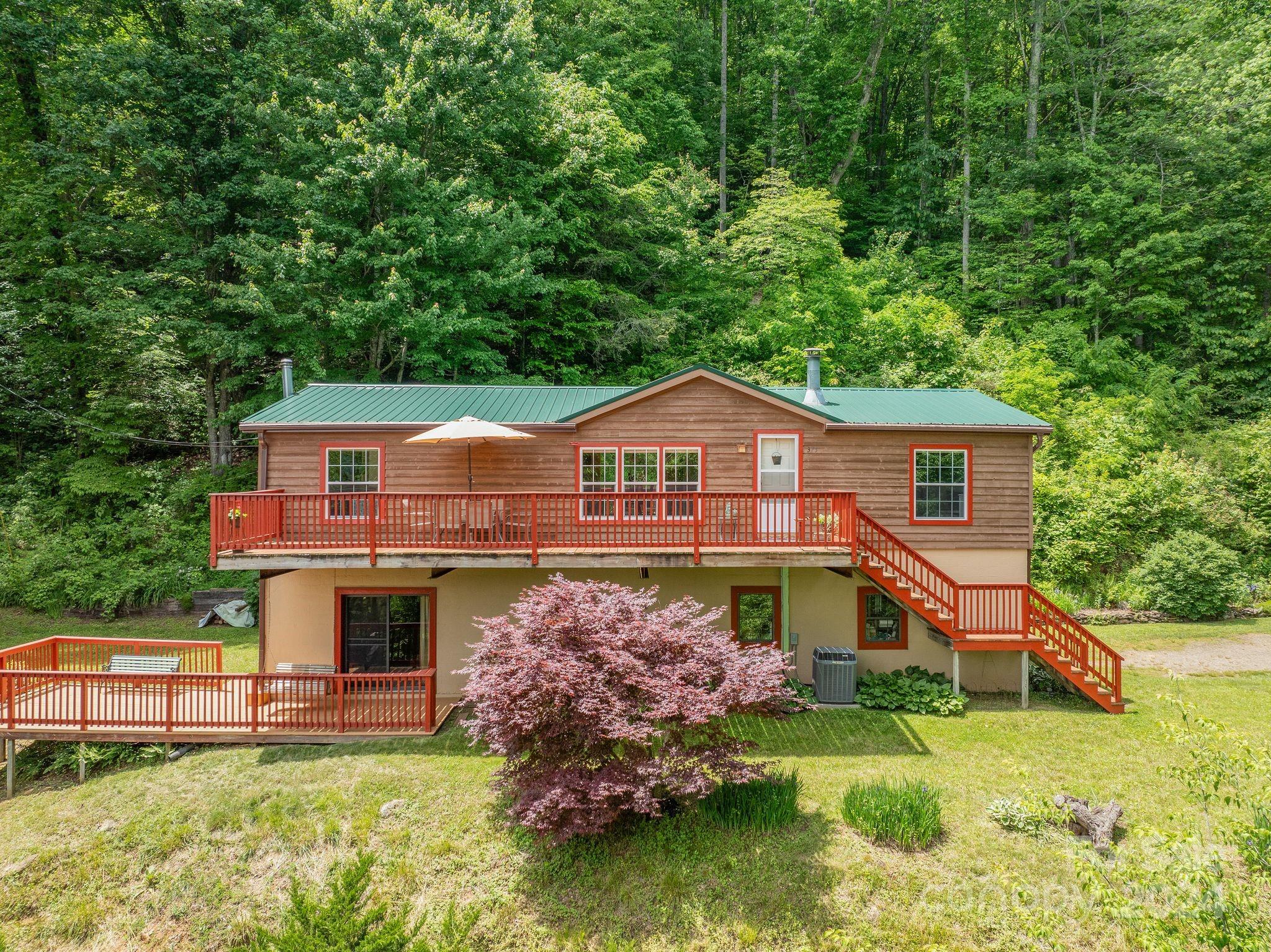 375 Dahlia Lane Waynesville NC 28785