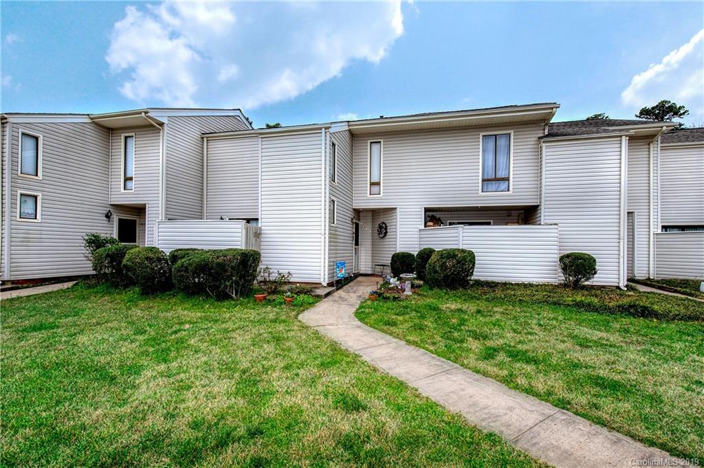 7836 Hummingbird Lane Charlotte NC 28212