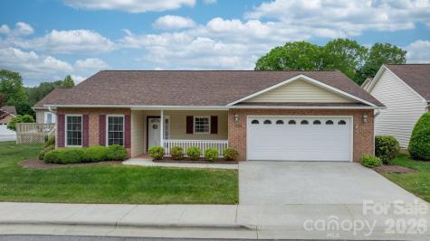 1268 Wexford Village Circle NE Lenoir NC 28645