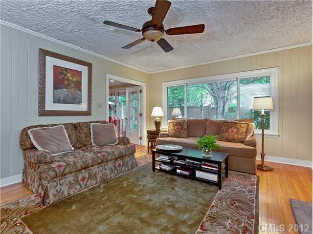 1313 Cedar Lane Charlotte NC 28226