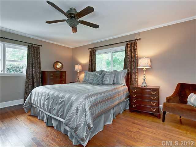 1313 Cedar Lane Charlotte NC 28226