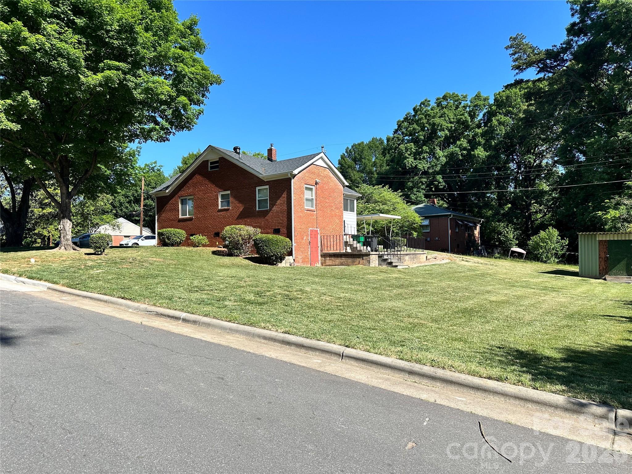 600 W Cama Street Charlotte NC 28217