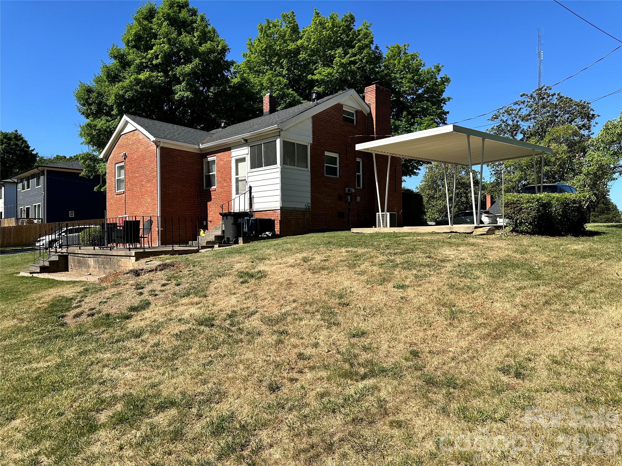 600 W Cama Street Charlotte NC 28217