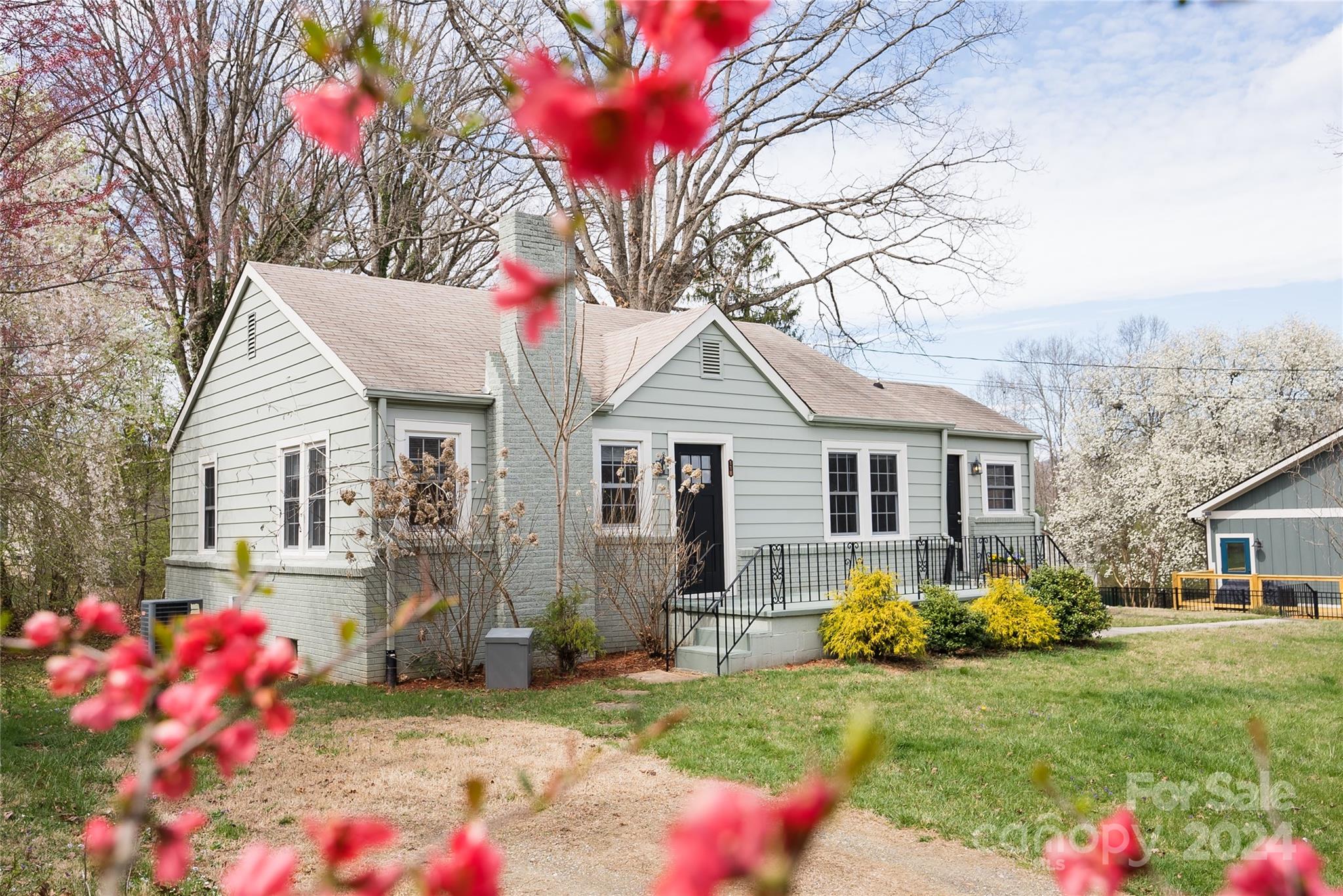 118 Dangerfield Court Asheville NC 28806