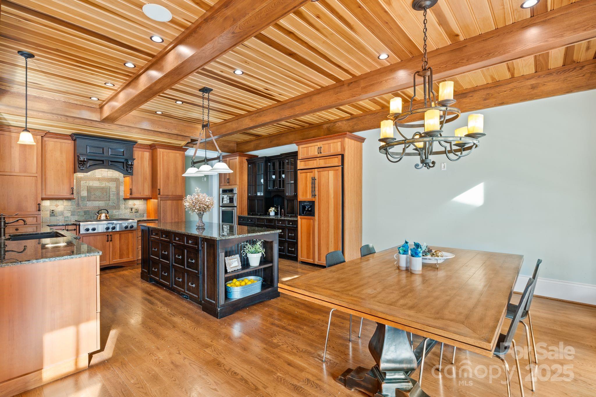 14 Landsdowne Court Asheville NC 28803