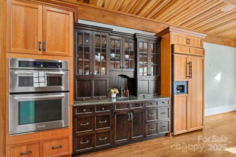 14 Landsdowne Court Asheville NC 28803