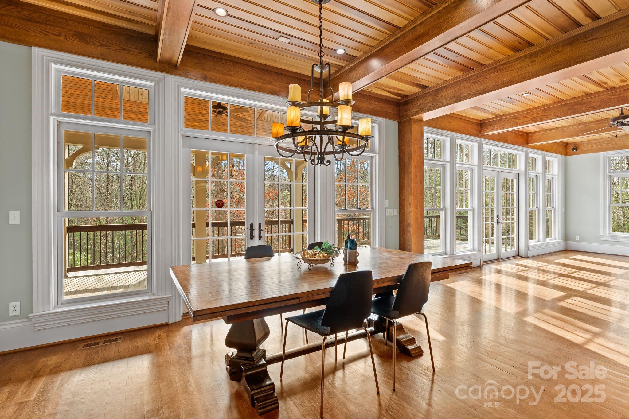 14 Landsdowne Court Asheville NC 28803