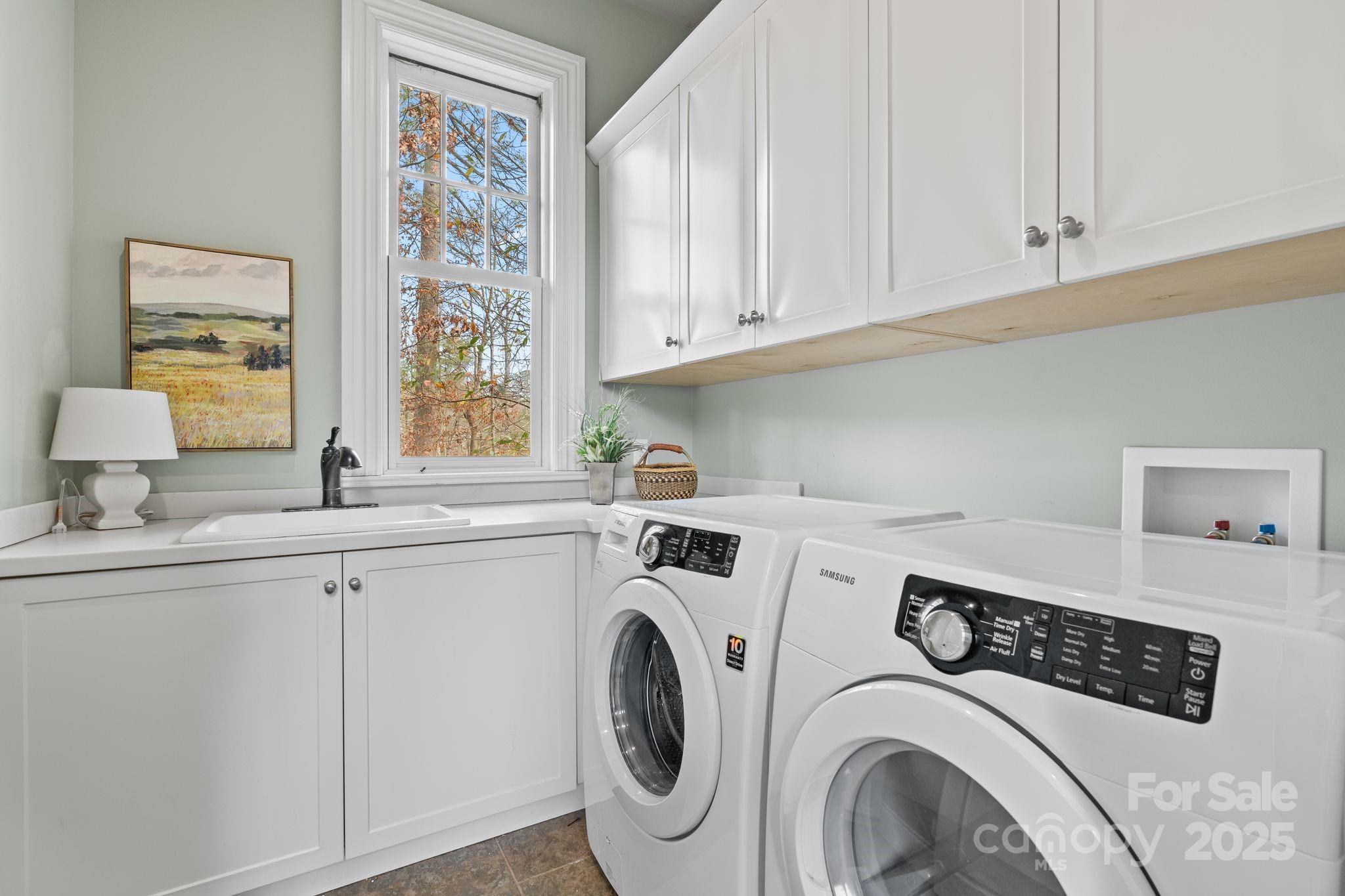 14 Landsdowne Court Asheville NC 28803