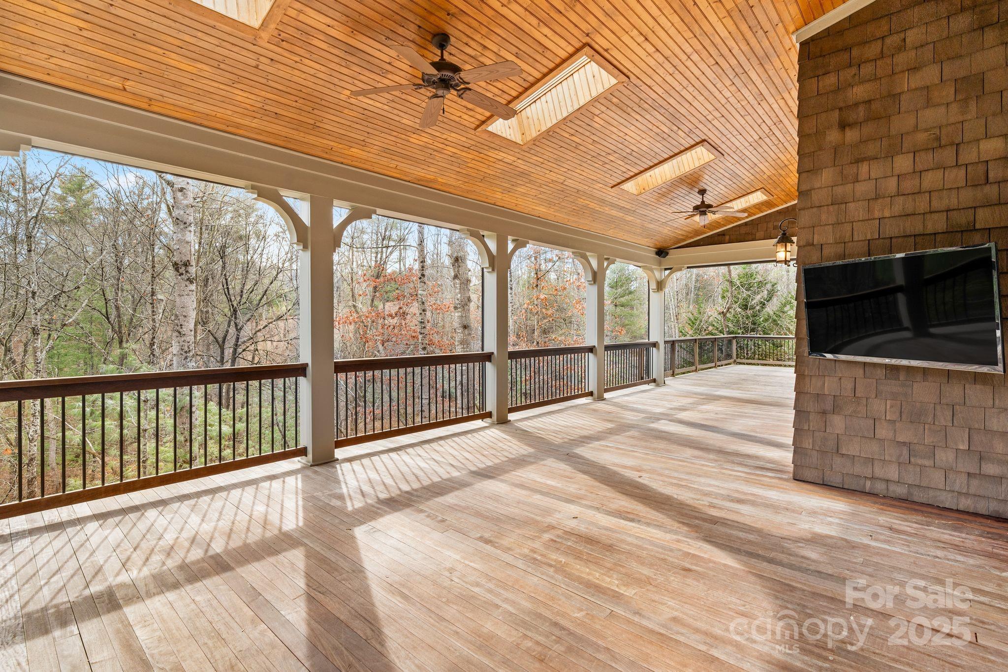 14 Landsdowne Court Asheville NC 28803