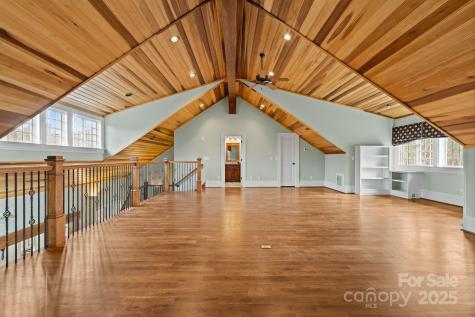 14 Landsdowne Court Asheville NC 28803