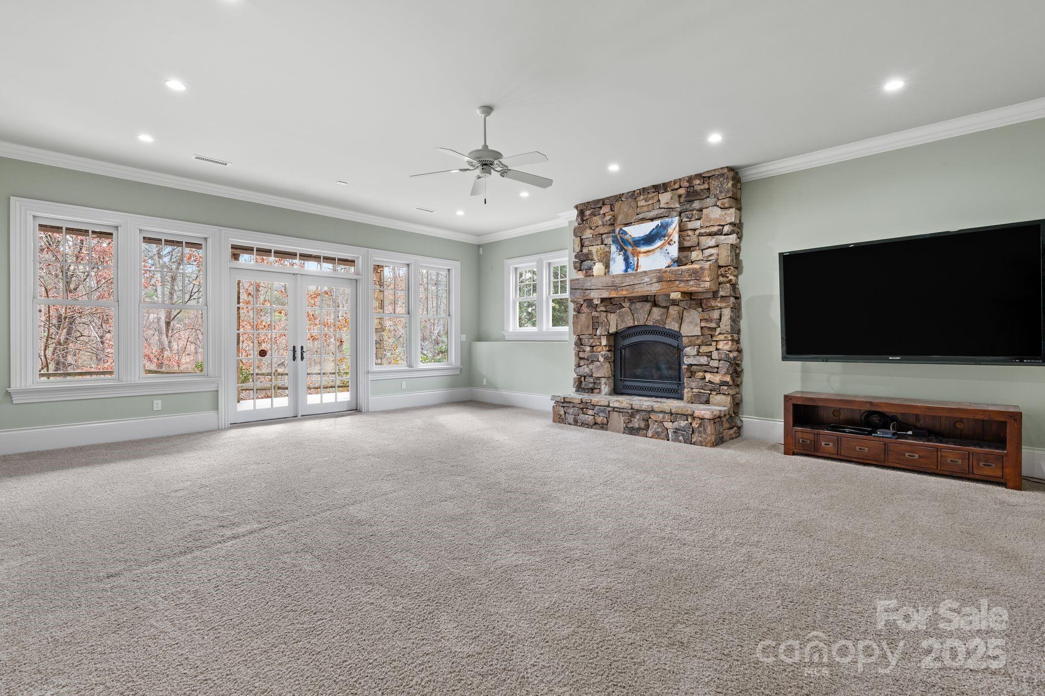 14 Landsdowne Court Asheville NC 28803