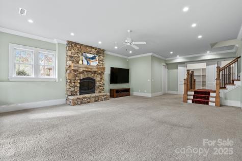 14 Landsdowne Court Asheville NC 28803