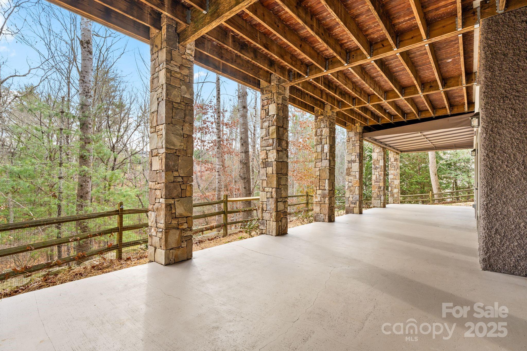 14 Landsdowne Court Asheville NC 28803