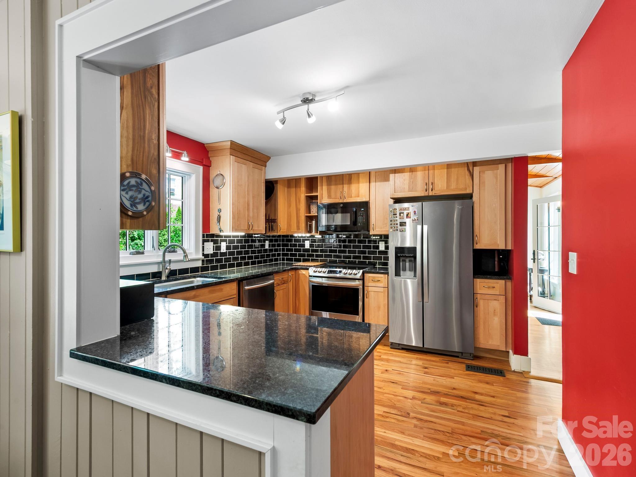 84 Arthur Road Asheville NC 28806