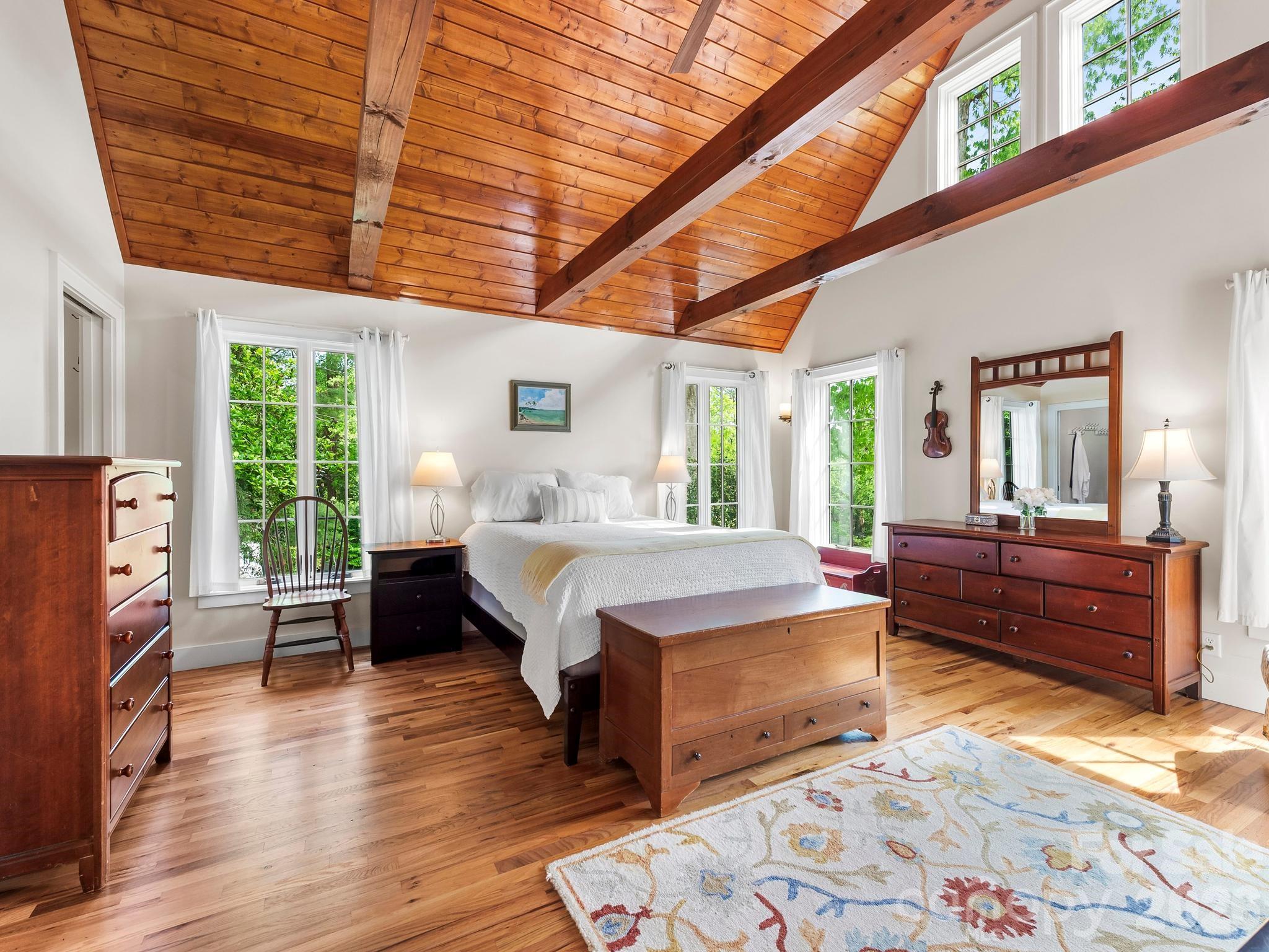 84 Arthur Road Asheville NC 28806