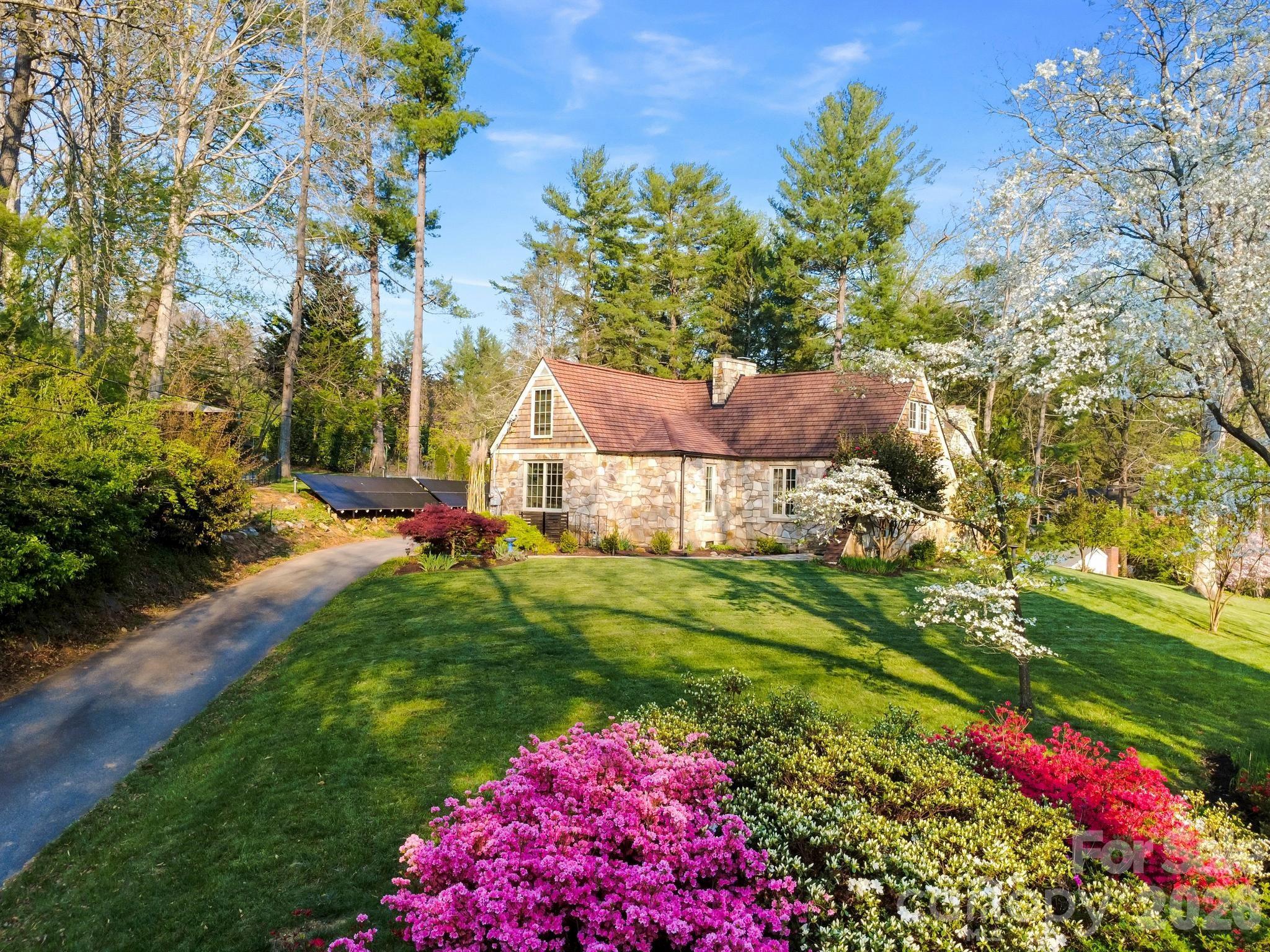 84 Arthur Road Asheville NC 28806